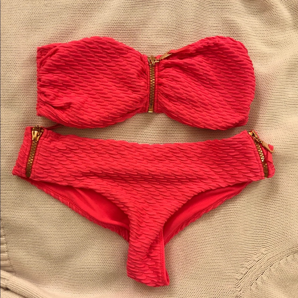 hot pink strapless cheeky bikini